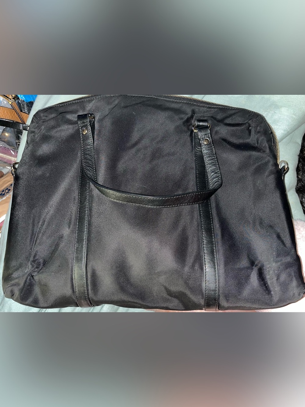Kate Spade EUC Black Nylon and Leather Convertible Laptop/Tablet Bag - Picture 2 of 9